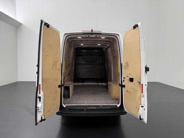 MAN TGE 2.0TDi 140PK DSG Automaat L3H3 | Multimedia | Camera | 3-Zits | Betimmering