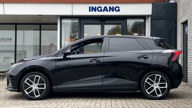 MG 4 MG4 Electric Luxury 64 kWh | Navigatie | Camera