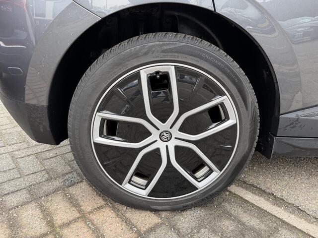 MG 4 MG4 Electric Luxury 64 kWh SOH 95% 7 JAAR GARANTIE BIJ MG| SUPER COMPLETE AUTO| RONDOMZICHT CAMERA| STOEL+ STUUR VERWARMING| DODE HOEK