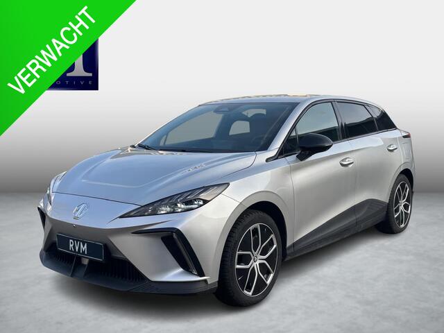 MG 4 MG4 Electric Luxury 64 kWh |LONG RANGE | 12.000KM! | 7 JAAR GARANTIE BIJ MG| SUPER COMPLETE AUTO| RONDOMZICHT CAMERA| STOEL+ STUUR VERWARMING| DODE HOEK