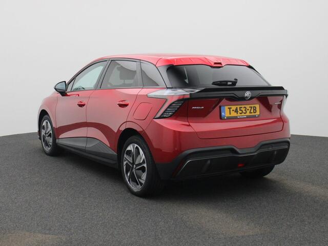 MG 4 MG4 Electric Comfort 64 kWh | Climate Control / ECC | Licht metalen velgen 17 inch | Cruise control Standaard | Stoelverwarming | LED koplampen | Park Distance Control achter | Achteruitrijcamera |