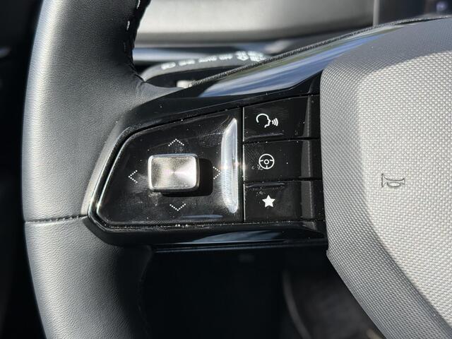 MG 4 MG4 Electric Luxury 64 kWh / Eerste Eigenaar / Stoel+Stuur Verwarming / Navigatie / 360º Camera / Elektrische Bestuurders Stoel / Keyless /