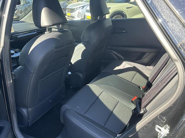 MG 4 MG4 Electric Luxury 64 kWh FABR. GARANTIE t/m 02-2031/150.000KM| SOH 96% | DEALER ONDERHOUDEN | RIJKLAARPRIJS