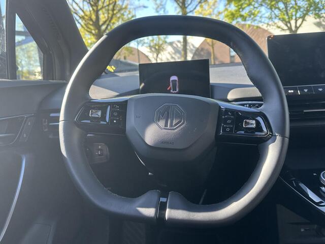 MG 4 MG4 Electric Luxury 64 kWh FABR. GARANTIE t/m 02-2031/150.000KM| SOH 96% | DEALER ONDERHOUDEN | RIJKLAARPRIJS