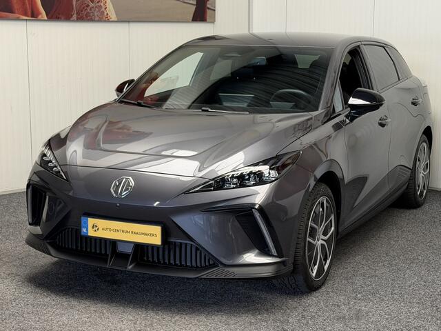 MG 4 MG4 ELECTRIC LUXURY LONG RANGE 204 PK 64 KWH FABRIEKGARANTIE TOT 3031 !!! NAVIGATIE ADAPTIVE CRUISE CONTROL APPLE CARPLAY/ANDROID 360 CAMERA STOEL EN STUURVERWARMING DODEHOEKSENSOREN RIJSTROOKSENSOREN KEYLESS GO ZEER MOOI !!