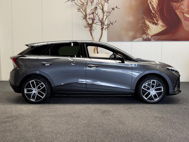 MG 4 MG4 ELECTRIC LUXURY LONG RANGE 204 PK 64 KWH FABRIEKGARANTIE TOT 3031 !!! NAVIGATIE ADAPTIVE CRUISE CONTROL APPLE CARPLAY/ANDROID 360 CAMERA STOEL EN STUURVERWARMING DODEHOEKSENSOREN RIJSTROOKSENSOREN KEYLESS GO ZEER MOOI !!