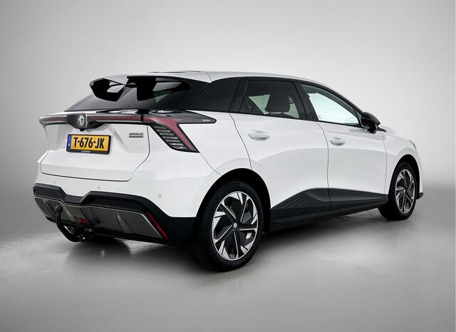 MG 4 MG4 Electric Luxury 64 kWh | NL auto | Trekhaak | 360 camera | dodehoek detectie | Elektrische bestuurdersstoel | Navigatie | Apple CarPlay/Android Auto | Cruise Control | Keyless Entry/Start |