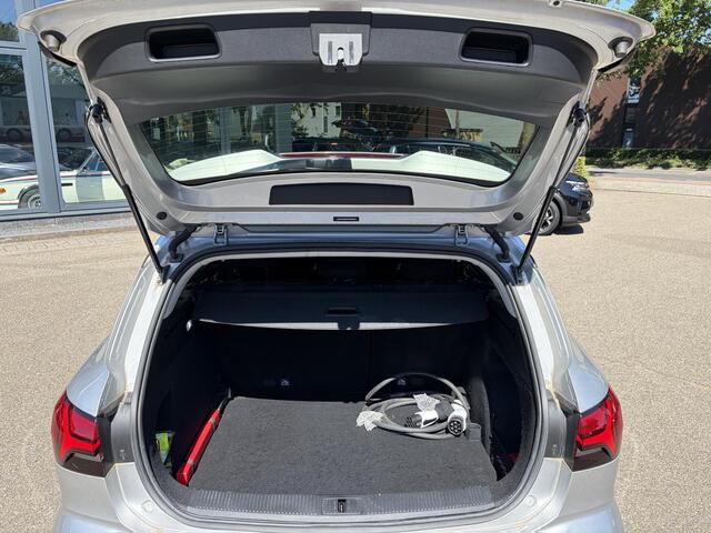 MG 5 MG5 Electric Long Range Comfort 61 kWh SOH 96% | ACHTERUITRIJCAMERA | ADAPTIVE CRUISE CONTROL | STOEL & STUURVERWARMING | MG DEALER ONDERHOUDEN | FABRIEKSGARANTIE T/M 12-2030 |