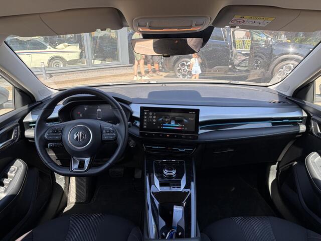 MG 5 MG5 Electric Long Range Comfort 61 kWh SOH 96% | ACHTERUITRIJCAMERA | ADAPTIVE CRUISE CONTROL | STOEL & STUURVERWARMING | MG DEALER ONDERHOUDEN | FABRIEKSGARANTIE T/M 12-2030 |