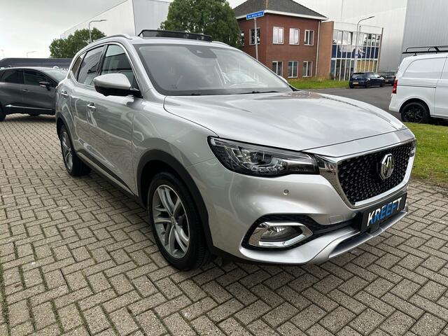 MG EHS 1.5 TGDI Luxury Panorama