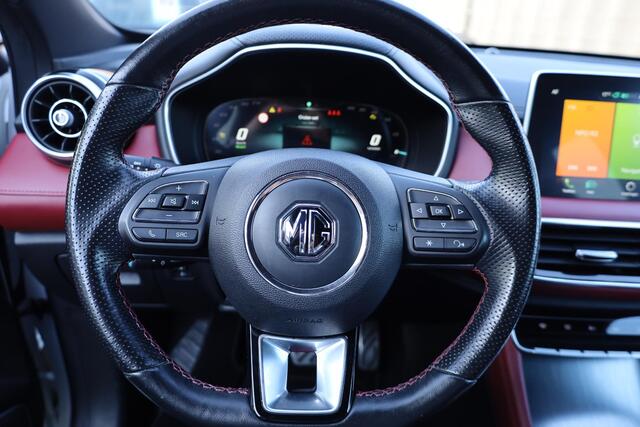 MG EHS 1.5 TGDI Luxury