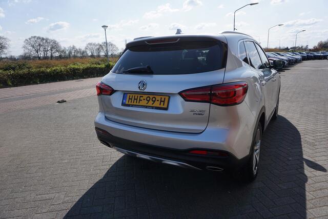 MG EHS 1.5 TGDI 162PK LUXURY NOV 2022 1500KG TREKGEWICHT DEALER ONDERHOUDEN PANORAMADAK 4X ALL SEASON BANDEN FULL LED 360CAMERA LEDER STOELVERWARMING NAVI ANDROID-APPLECARPLAY ADAPTIEVE CRUISE KEYLESS PDC V+A ENZ...