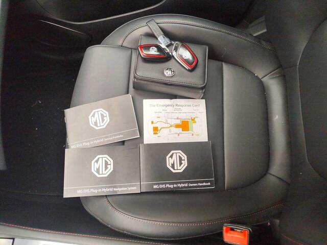 MG EHS 1.5 TGDI Luxury Plug-in Hybride | Leder | Stoelverwarming | Camera