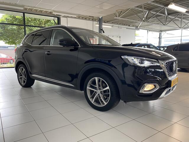 MG EHS 1.5 TGDI Luxury Panoramadak /