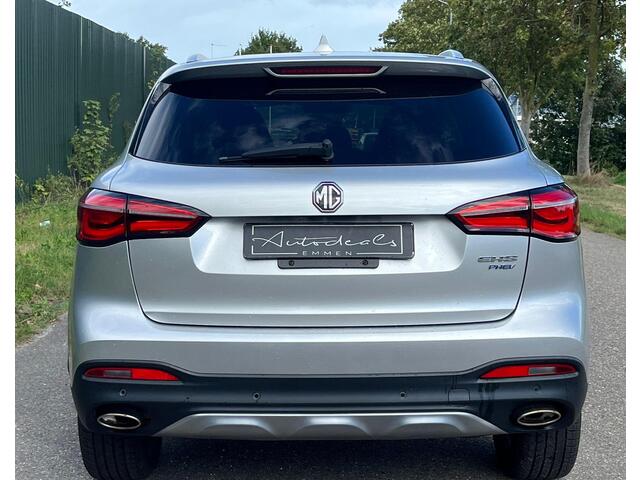 MG EHS 1.5 TGDI Luxury TREKHAAK