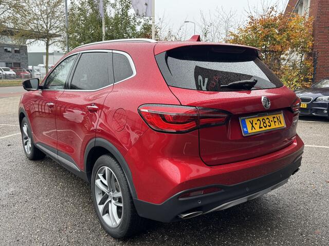 MG EHS 1.5 TGDI Luxury // SCHUIF-KANTELDAK // NAVI // 360° CAMERA // APPLE CARPLAY-ANDROID AUTO // LEDEREN BEKLEDING // TREKHAAK