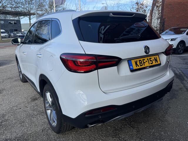 MG EHS 1.5 TGDI Luxury // SCHUIF-KANTELDAK // 360 CAMERA // ADAPT. CRUISE // ELEK.STOELEN+KLEP // DODEHOEK // KEYLESS //