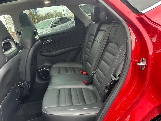 MG EHS 1.5 TGDI Luxury VAN ¤ 25.900,- VOOR ¤ 22.330,- UW LENTEVOORDEEL ¤ 3.570,-! | PHEV | MEGA COMPLEET! | COMPLETE HISTORIE AANWEZIG | FABRIEKSGARANTIE T/M 011-2030 | 52km WLTP ELECTR RIJBEREIK, TOTAAL RIJBEREIK TOT 1.000km! |