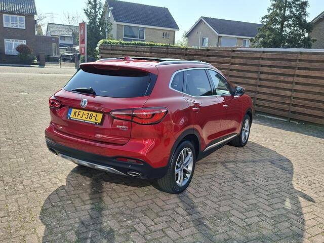 MG EHS 1.5 TGDI Luxury, leer, schuifdak, carplay