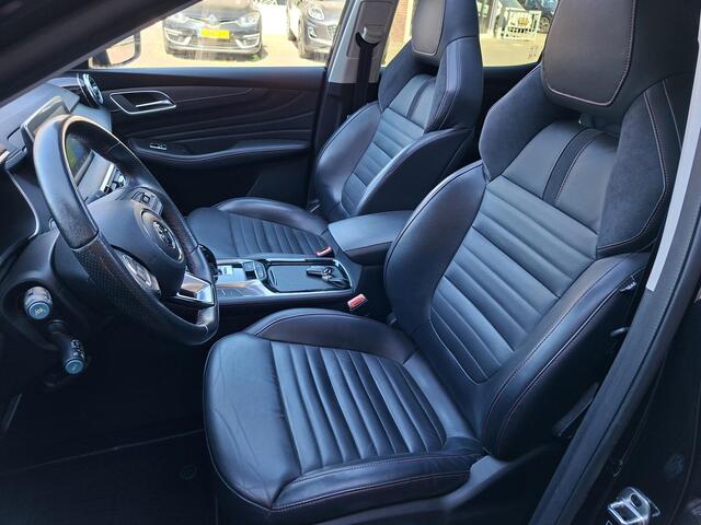 MG EHS 1.5 TGDI Luxury, leer, schuifdak