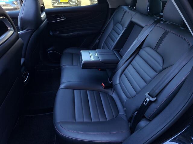 MG EHS 1.5 TGDI Luxury, leer, schuifdak