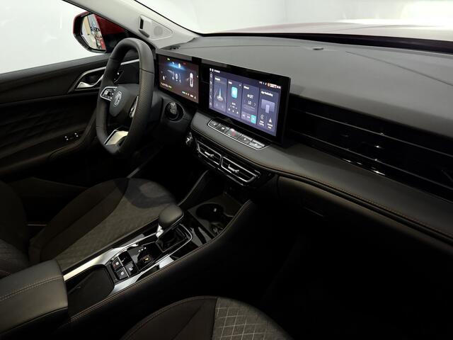 MG EHS 1.5 TGDI Comfort Plug-in Camera, Navi, Apple carplay, Verstelbare stoelen, Keyless start, Cruise control, 272 PK, Lichtmetalen velgen