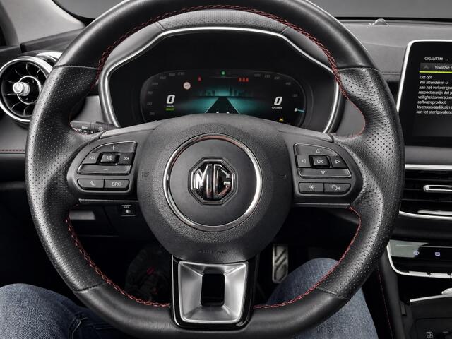MG EHS 1.5 TGDI Luxury | Trekhaak | Pano | 360 Camera | Leder | Navi |