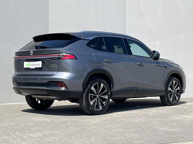 MG HS 1.5 Full Hybrid+ Luxury / Fabrieksgarantie tot 12-2032<150.000 km / Stuur- & Stoelverwarming / Elektrische achterklep / Camera 360° / Apple Carplay Android Auto / Adaptief cruise control / Draadloze telefoon lader / Keyless Entry/Start / 19" LM wielen /