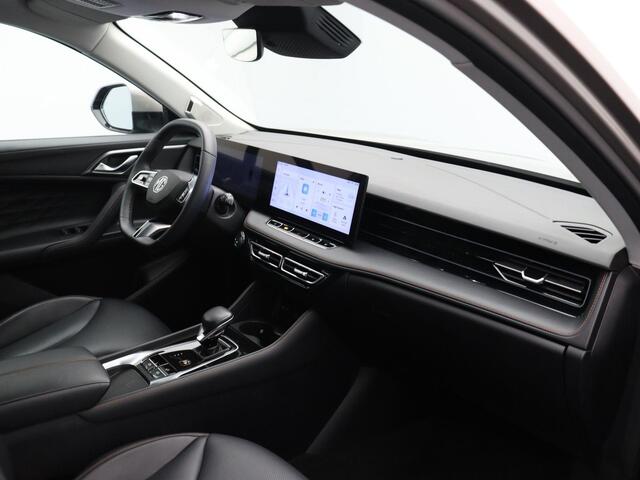 MG HS 1.5 Luxury | Elektrische Verstelbare Stoelen | Stoelverwarming | Apple Carplay & Android Auto |