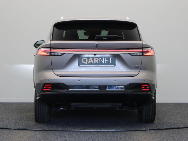 MG HS 1.5 Luxury | Elektrische Verstelbare Stoelen | Stoelverwarming | Apple Carplay & Android Auto |