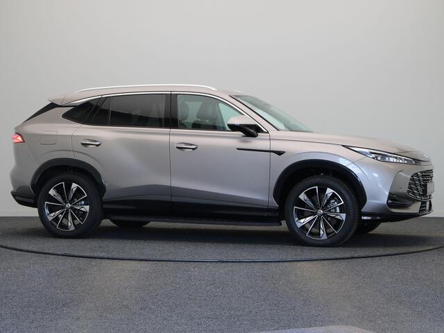 MG HS 1.5 Luxury | Elektrische Verstelbare Stoelen | Stoelverwarming | Apple Carplay & Android Auto |