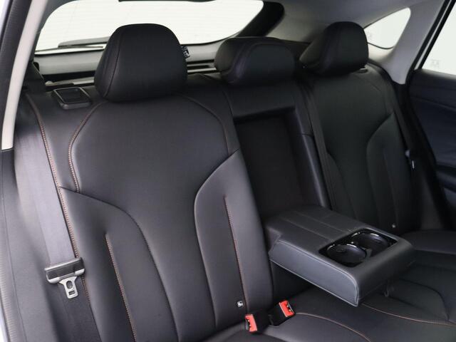 MG MG HS PHEV 1.5 Luxury | Elektrische Verstelbare Stoelen | Stoelverwarming | Apple Carplay & Android Auto |