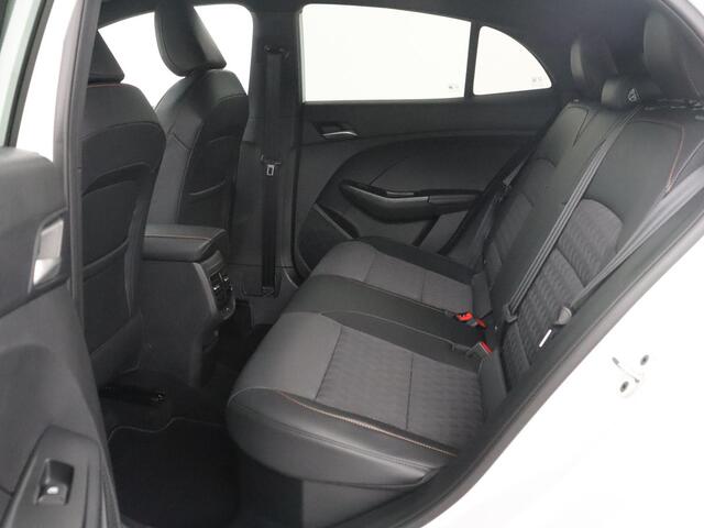 MG MG3 1.5 Comfort | Stuur/stoel verwarming | Adaptive cruise | 360 camera | Carplay | Climate control | Full LED | Lichtmetaal 16'' |