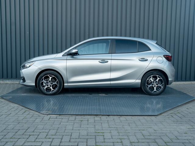 MG MG3 Hybrid+ 1.5 Hybrid+ Luxury | 360 Camera | Led Koplampen | Stuur & Stoel verw. | Prijs Rijklaar!!