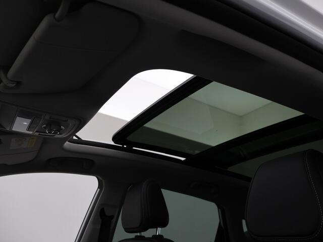 MG ZS MG EV LUXURY 45 kWh + PANORAMA | LEDER | CAMERA | ADAPTIVE CRUISE | STOELVERWARMING