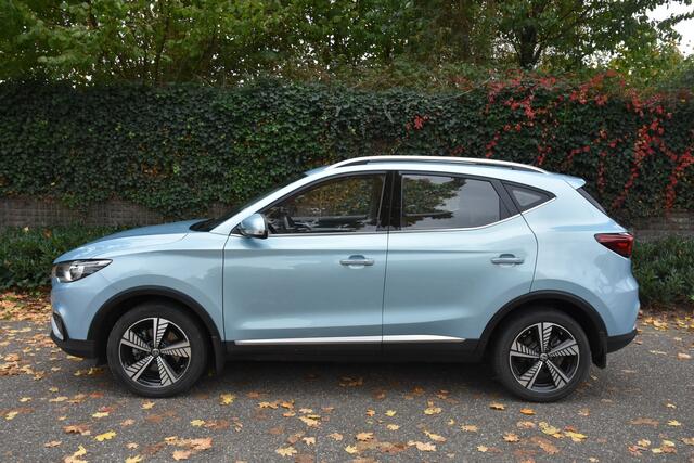 MG ZS MG EV Luxury 45 kWh | LEDER | PANORAMADAK| CARPLAY