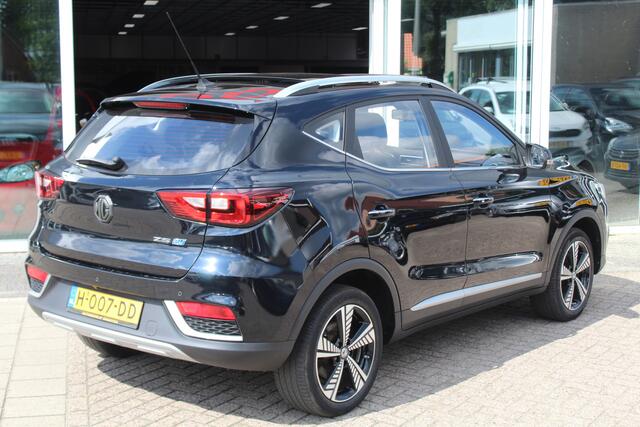 MG ZS MG EV Luxury 45 kWh//Pano!!