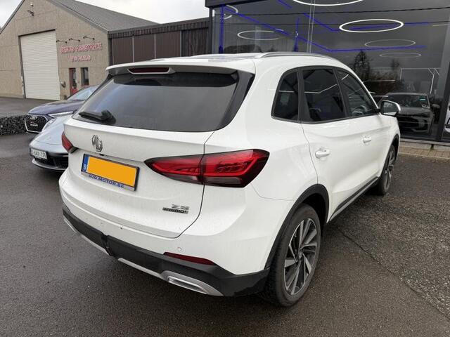 MG ZS HYBRID+ 1.5 LUXURY AUT. Leder | Panoramadak | Stuurverwarming