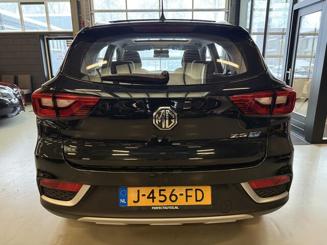 MG ZS MG EV Luxury 45 kWh ACC, Camera, Pano, Carplay