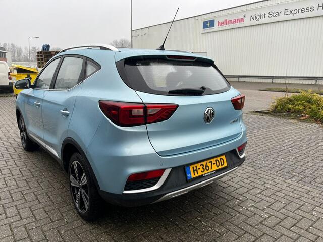 MG ZS EV Luxury 45kWh