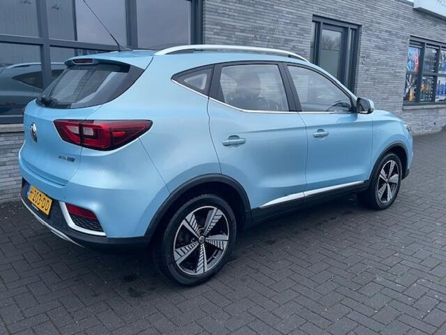 MG ZS EV Luxury 45kWh