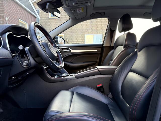 MG ZS MG EV EV Long Range Luxury 70 kWh SOH 92,4%, Panoramadak, Leer, 360 camera
