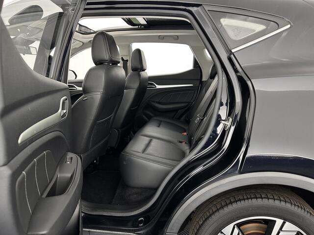 MG ZS EV Luxury 45 kWh {SOH-90%} (INCL-BTW) Aut. *PANO | LEATHER | CCS-FASTLOADER | KEYLESS | NAVI-FULLMAP | ADAPTIVE-CRUISE | CAMERA | HEATED-SPORTSEATS | CARPLAY | BLINDSPOT | DAB | LANE-ASSIST | 17''ALU*