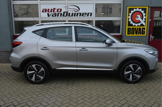 MG ZS MG EV EV Long Range Luxury 70 kWh O.a: Afn. Haak, Clima, Pano, PDC, Camera, Cruise, Etc. All-in prijs!