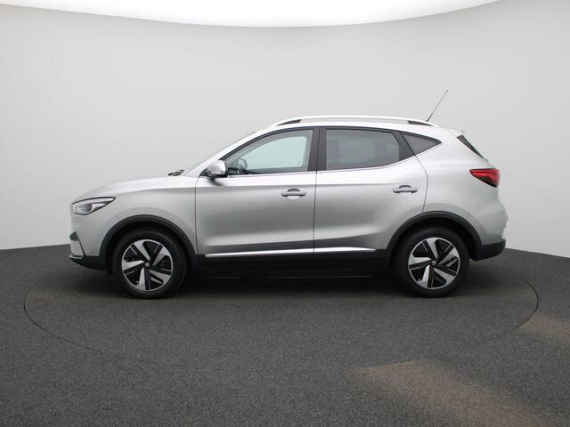 MG ZS MG EV EV Standard Range Comfort 50 kWh | Climate Control / ECC | Licht metalen velgen 17 inch | Cruise control Adaptive | Navigatie | Stoelverwarming | LED koplampen | Park Distance Control achter | Achteruitrijcamera | Dakrailing |