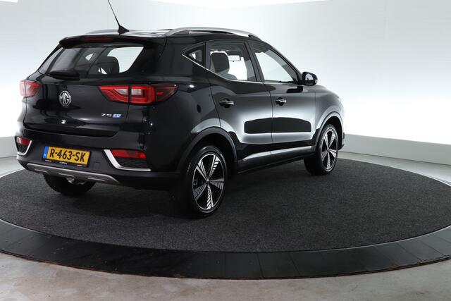 MG ZS MG EV Luxury 45 kWh | PANO-DAK | CARPLAY |