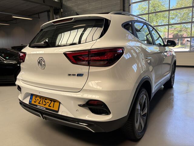 MG ZS MG EV EV Long Range Luxury 70 kWh Pano, Adapt Cruise, Carplay
