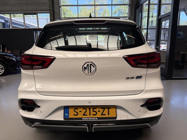 MG ZS MG EV EV Long Range Luxury 70 kWh Pano, Adapt Cruise, Carplay