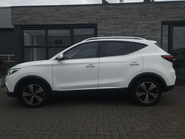 MG ZS Luxe 45 kWh
