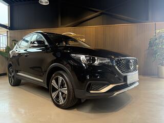 mg-zs-mg-ev-luxury-45-kwh-panoramad